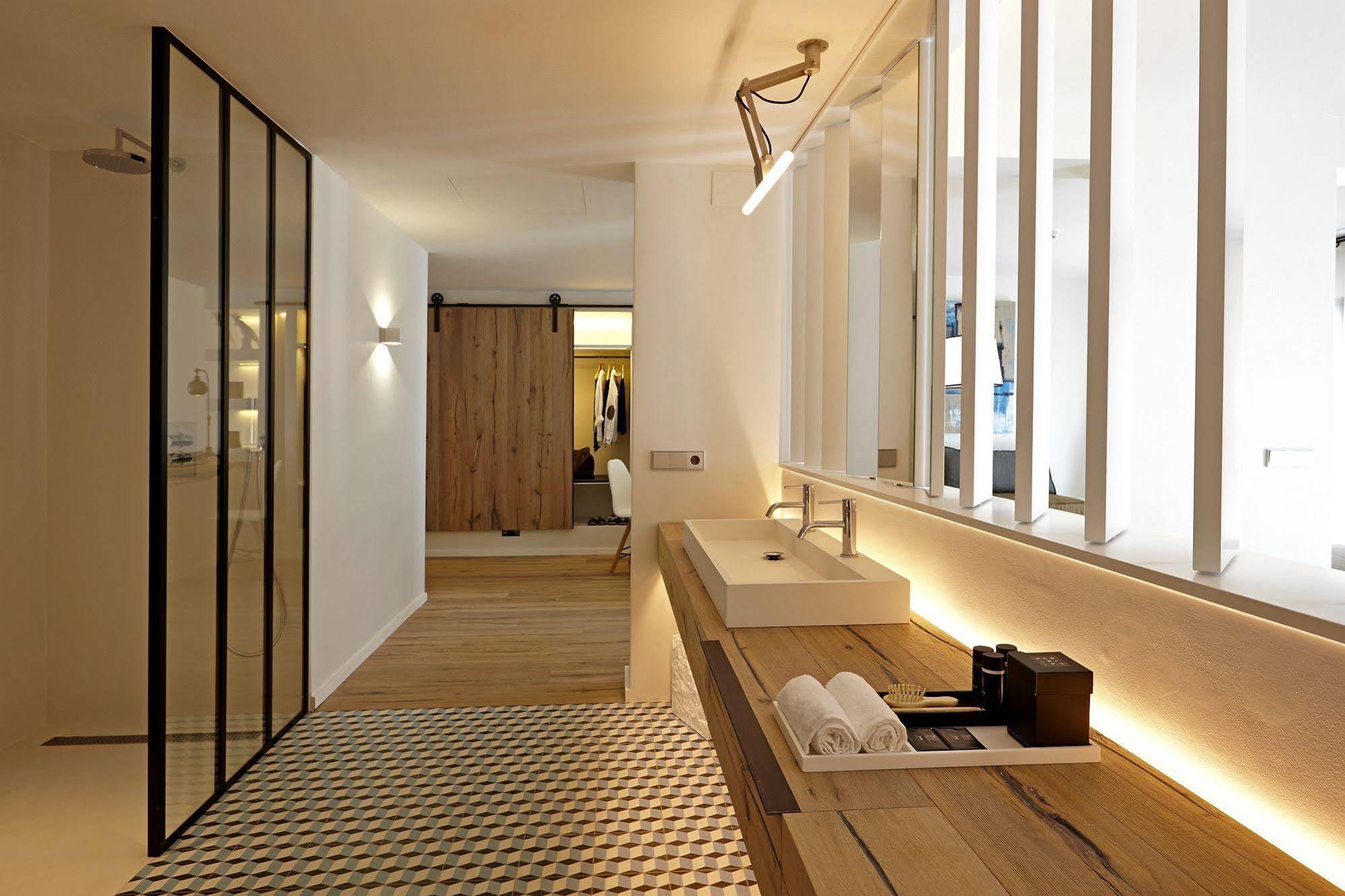 Hotel Mas Lazuli By Fimedhotels Pau Eksteriør bilde
